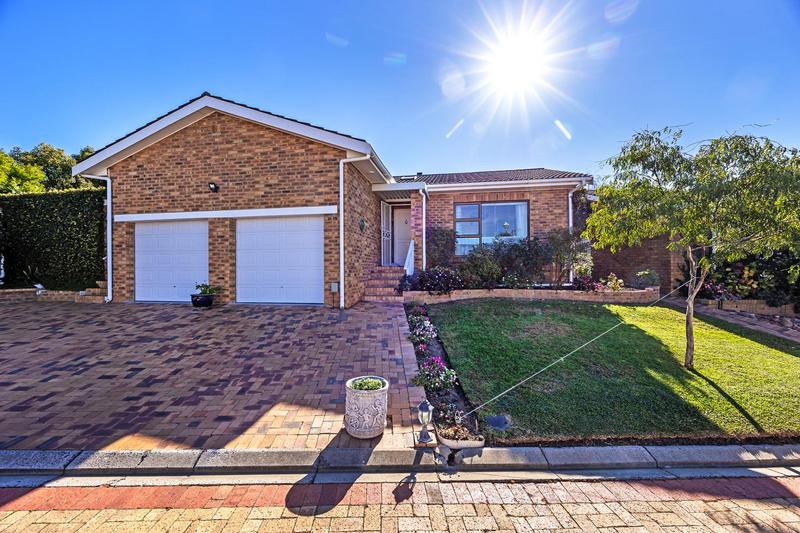 3 Bedroom Property for Sale in Aurora Western Cape